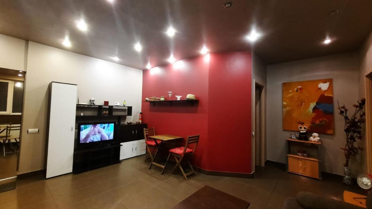 Апартаменты Penthouse Larry Бухарест Экстерьер фото